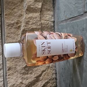 Avon Skin So Soft Comforting Shea 16.9 oz. Bath Oil Sealed New